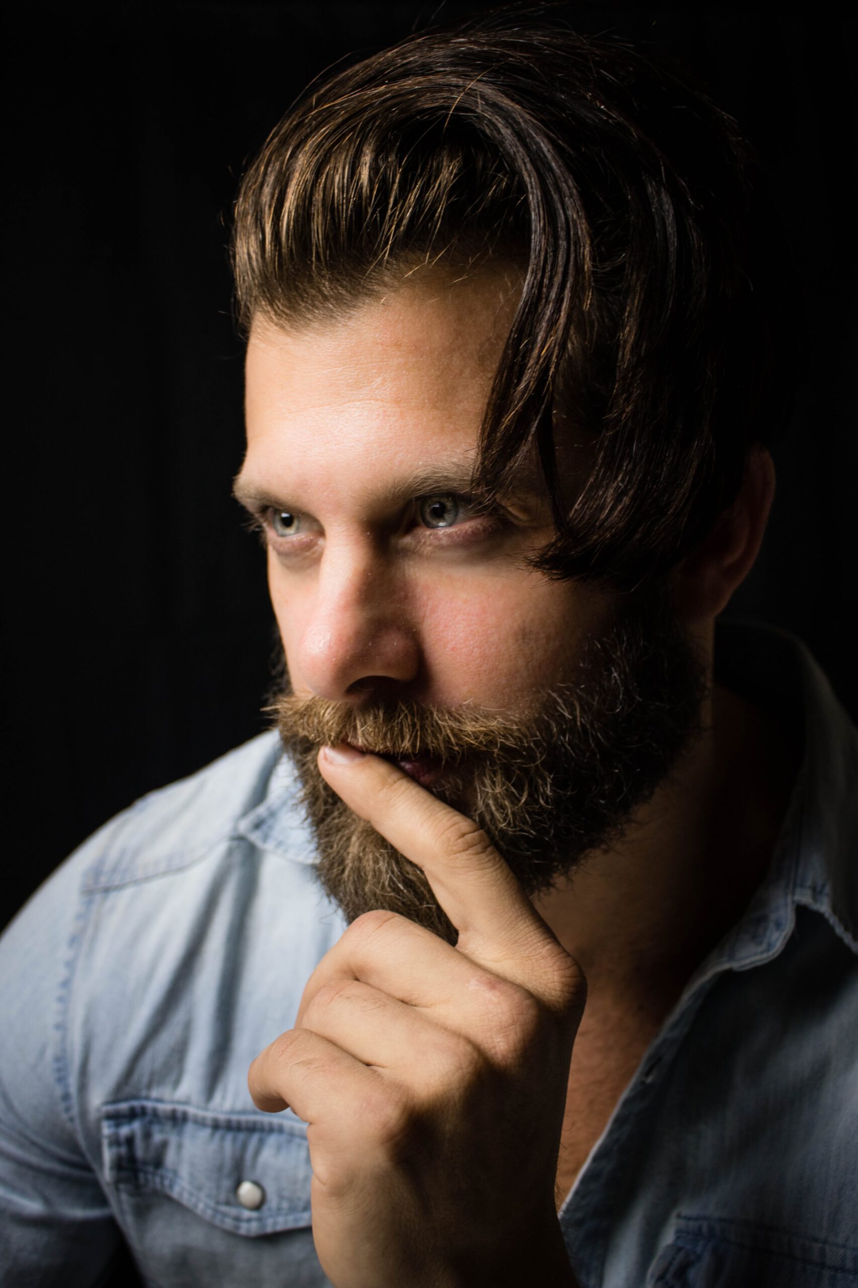 beard-lesly-juarez-RukI4qZGlQs-unsplash