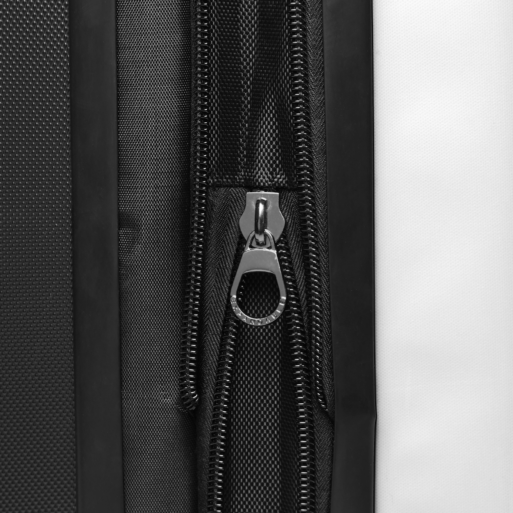 Ask Lioness™ Dark Red Suitcases - Image 10